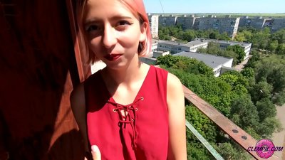 Student Sucks a Stranger Sensually in the Backstreet - Face Cumming